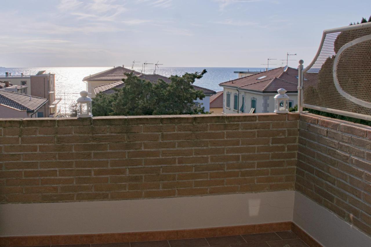Apartmán Casa Myconis 68Mq A Due Passi Dal Mare Di San Vincenzo Exteriér fotografie