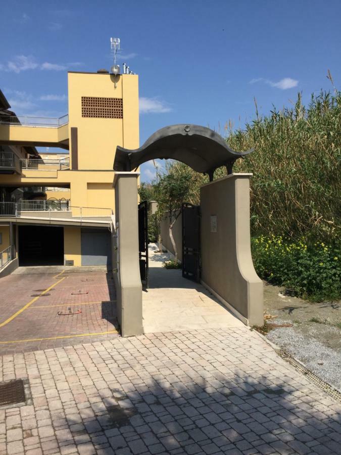 Apartmán Casa Myconis 68Mq A Due Passi Dal Mare Di San Vincenzo Exteriér fotografie
